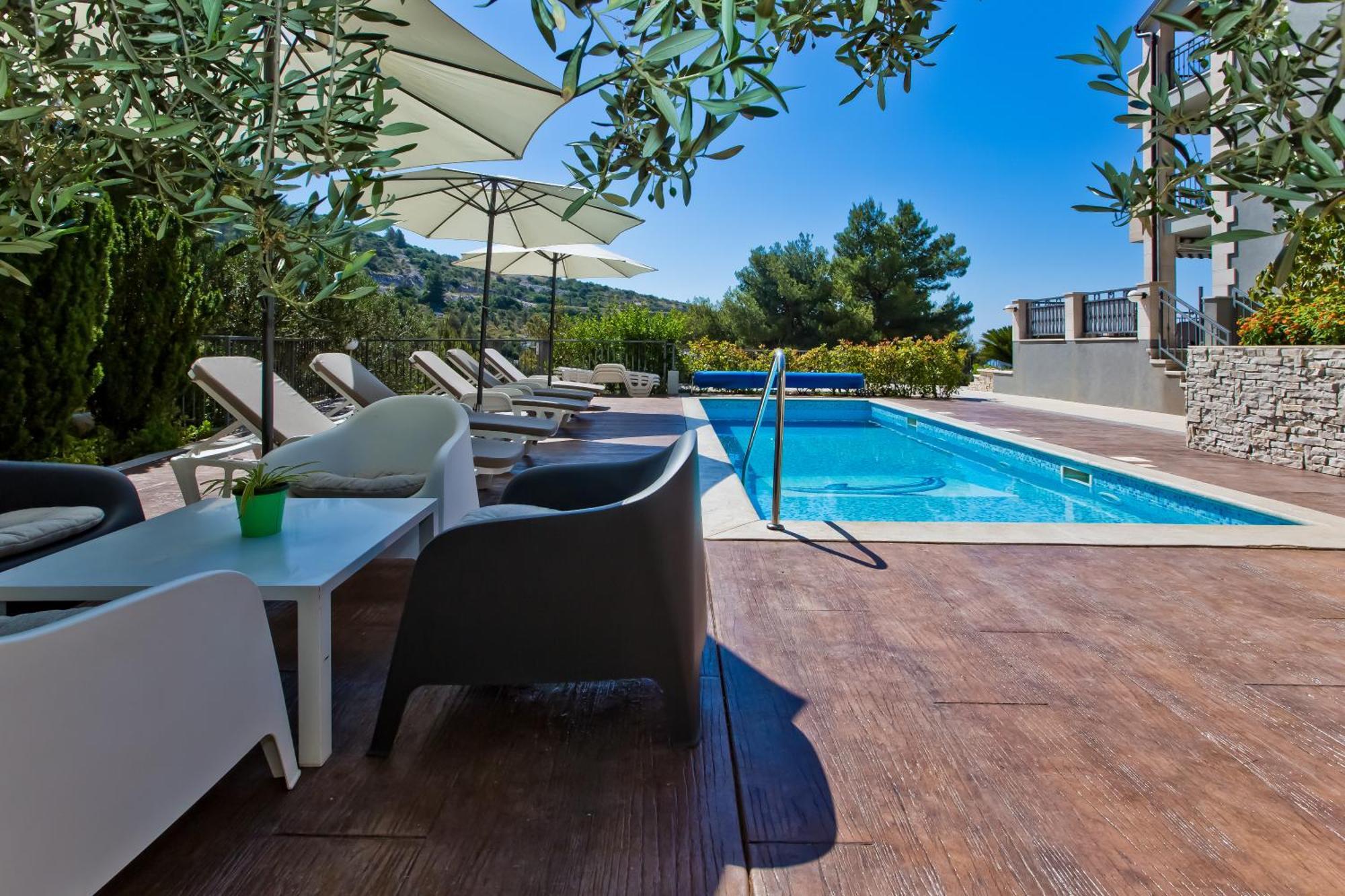 Luxurious Apartments Maslina With Beach มิลนา ภายนอก รูปภาพ