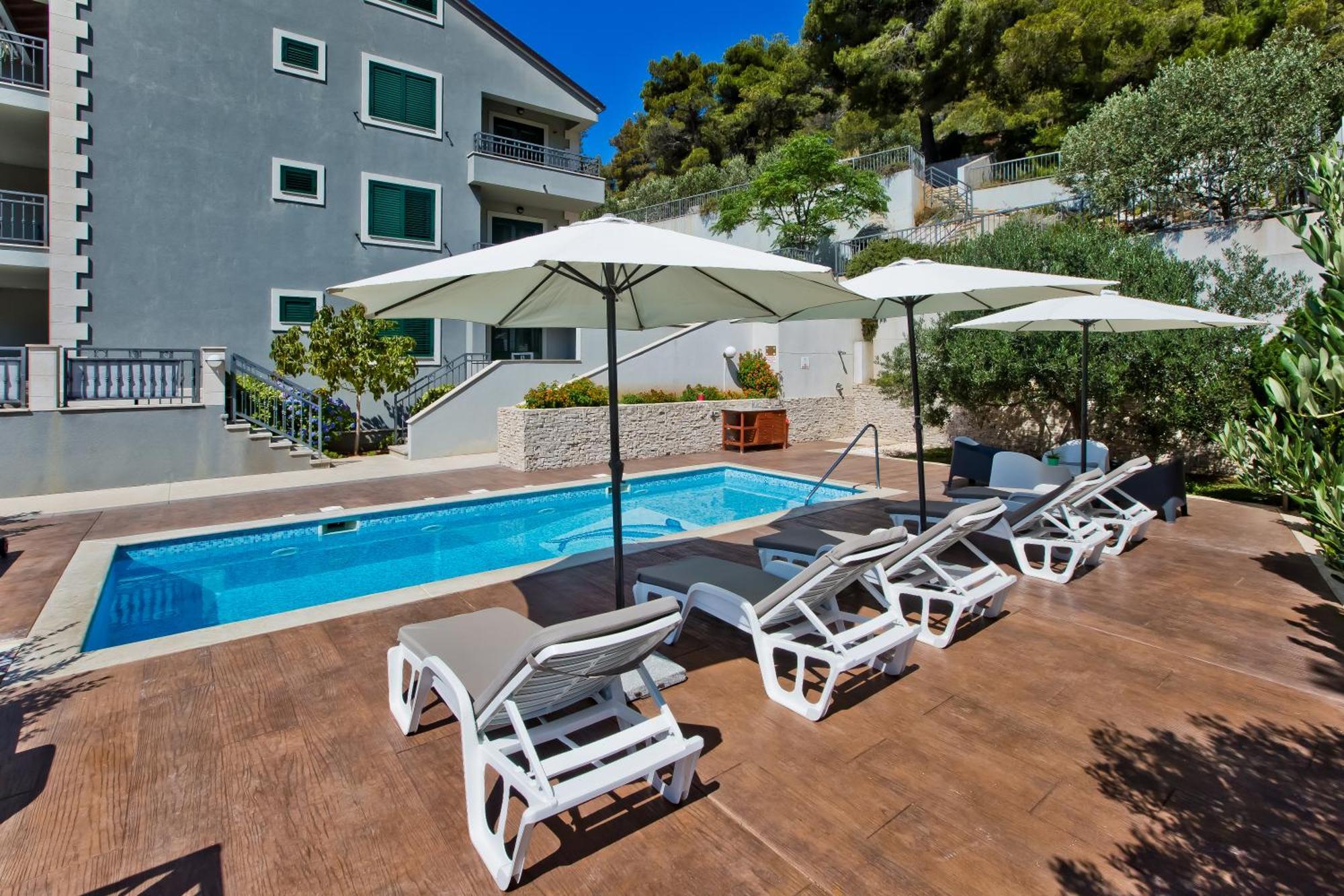 Luxurious Apartments Maslina With Beach มิลนา ภายนอก รูปภาพ